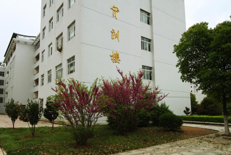 江西工程职业学院