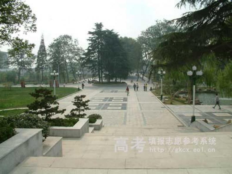 江苏大学校园风景