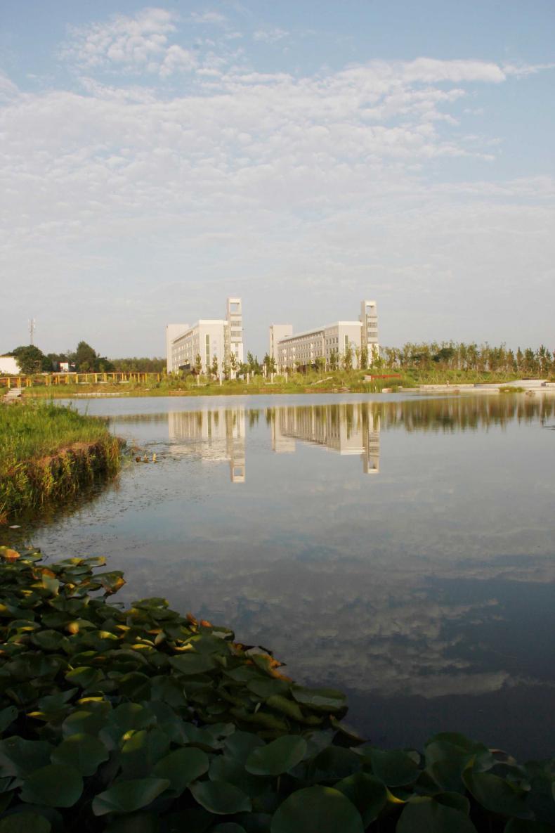 漯河医学高等专科学校校园风景