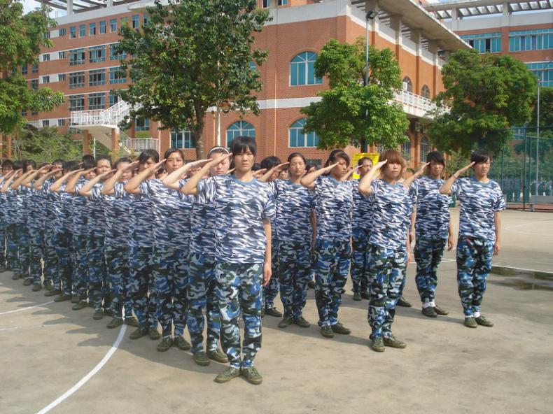 海口经济学院校园风景