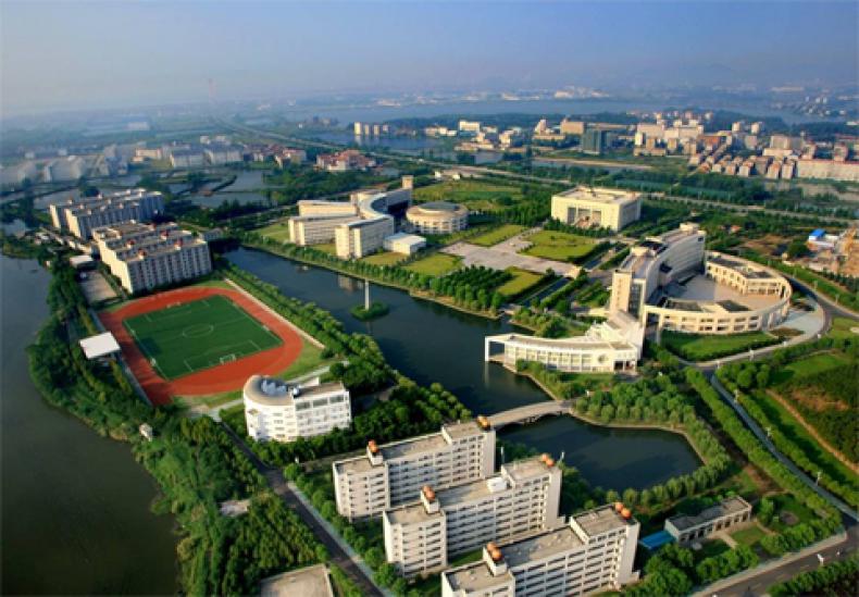 黄冈师范学院