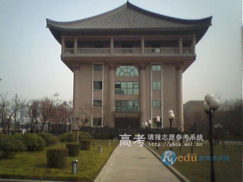 西安邮电大学校园风景