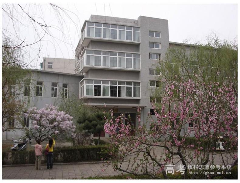 锦州师范高等专科学校