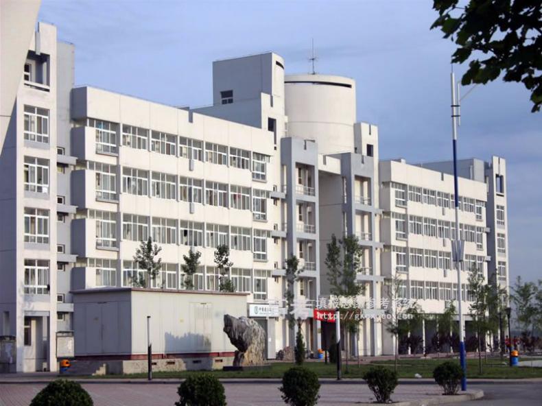 天津职业大学