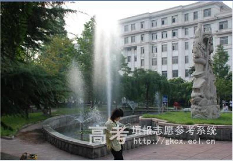 山东科技大学泰山科技学院校园风景
