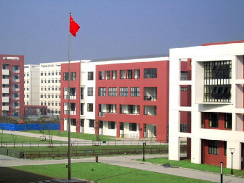 上海工艺美术职业学院校园环境怎么样?上海工