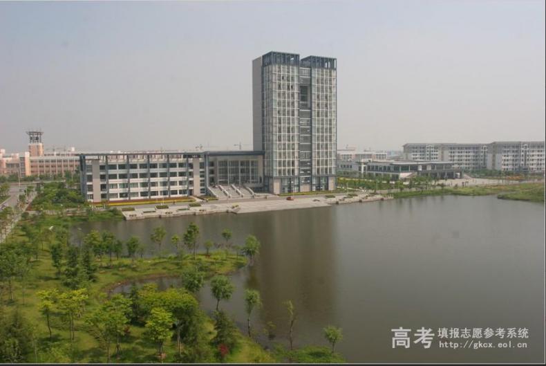 湖州师范学院求真学院
