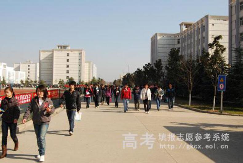 武汉信息传播职业技术学院
