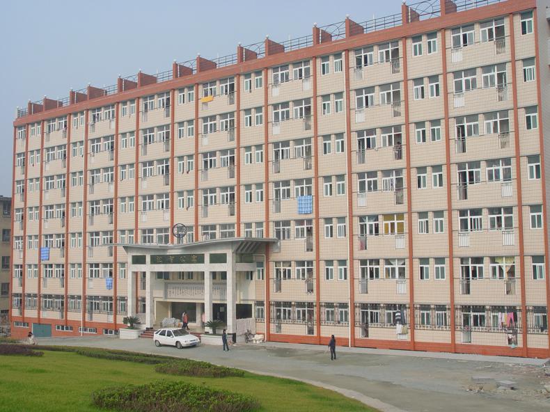 湖北医药学院药护学院
