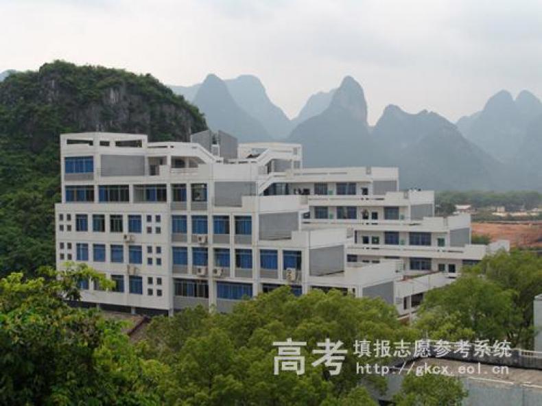 桂林理工属于几流大学_桂林理工大学专科_荆州理工职业学院排名全国专科第几名